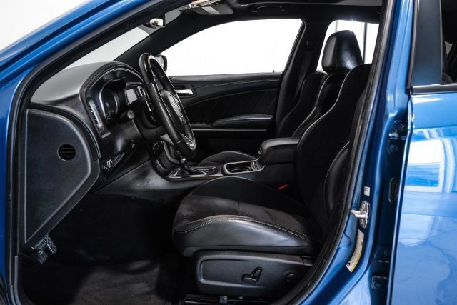 Used 2022 Dodge Charger Scat Pack w/ Dynamics Package RWD image 5
