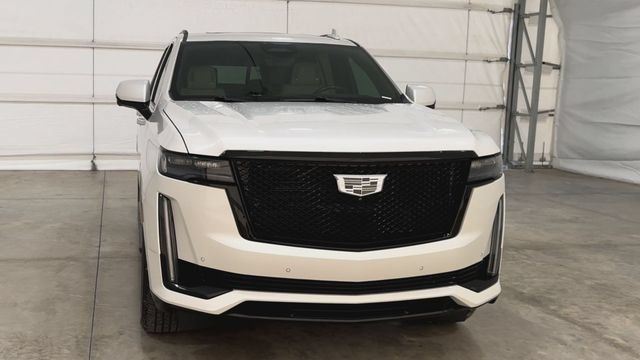 Used 2021 Cadillac Escalade Sport w/ LPO, ONYX Package AWD/4WD image 7