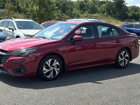 Certified 2025 Subaru Legacy Premium AWD/4WD image 3