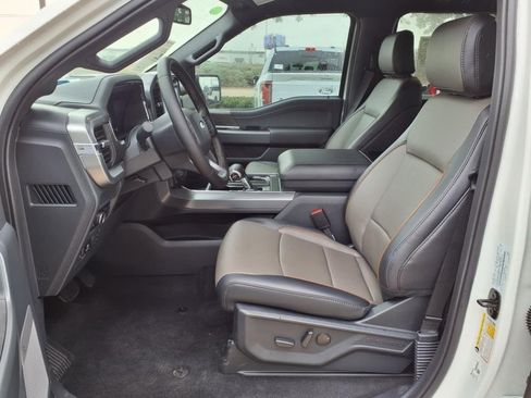 New 2025 Ford F150 Lariat w/ Equipment Group 501A Mid image 20