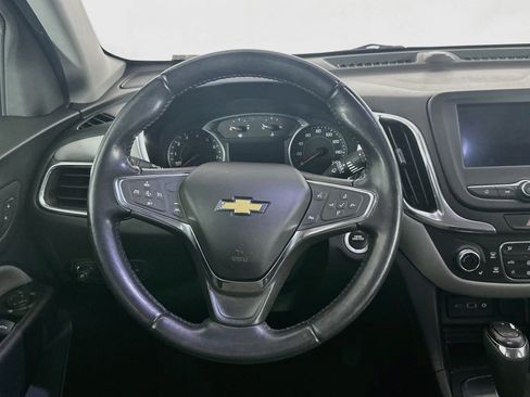 Used 2020 Chevrolet Equinox LT FWD image 18