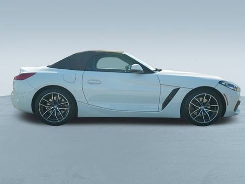 Used 2020 BMW Z4 sDrive30i w/ Premium Package image 10