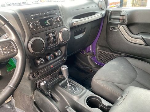 Used 2018 Jeep Wrangler Unlimited Sport S AWD/4WD image 30