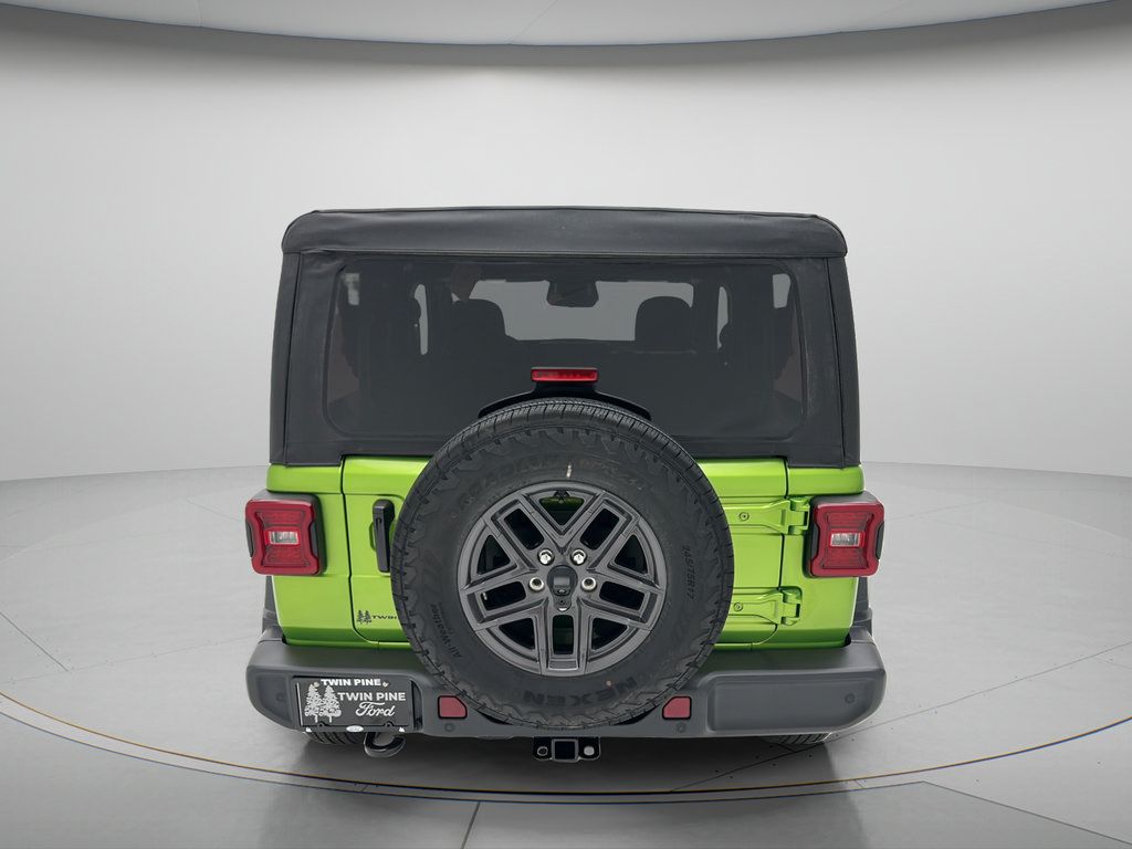 Used 2026 Jeep Wrangler Sport AWD/4WD image 7