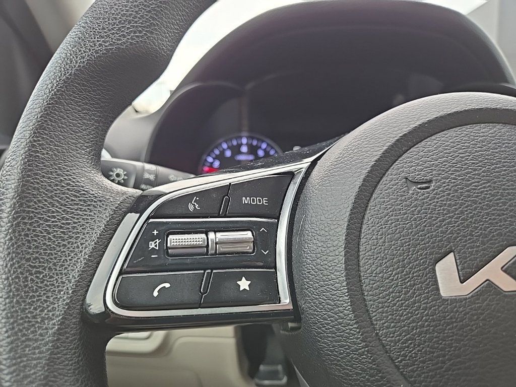 Used 2023 Kia Forte LXS FWD image 14