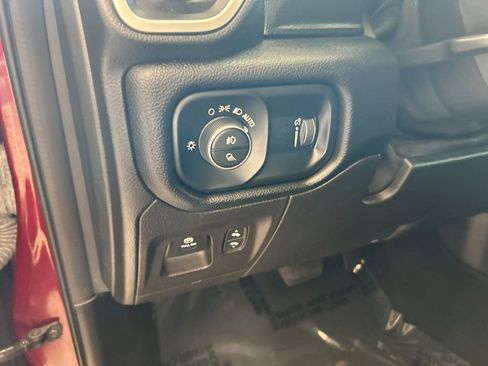 Used 2021 RAM 1500 Big Horn image 35