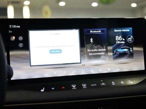 New 2026 Nissan Leaf SV+ w/ Floor Mat Package (SV+) FWD image 11