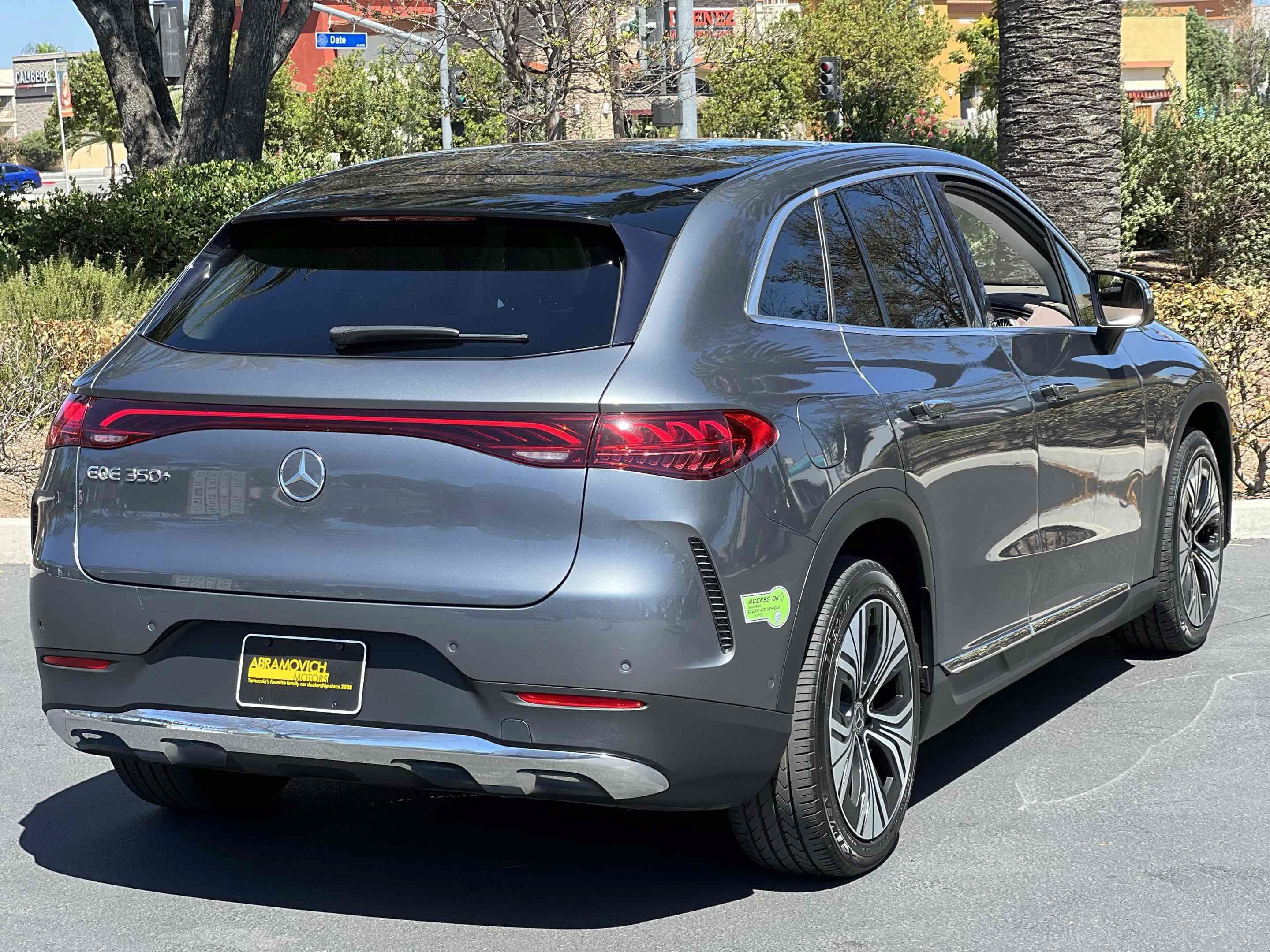 Used 2023 Mercedes-Benz EQE 350+ SUV w/ Exclusive Trim Package image 16