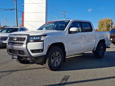 New 2026 Nissan Frontier SV w/ Tow Package image 2