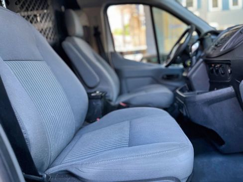 Used 2018 Ford Transit 250 130 Low Roof RWD image 30