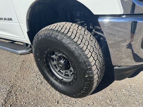 Used 2021 RAM 2500 Big Horn AWD/4WD image 10