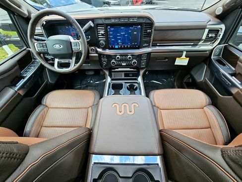 Used 2024 Ford F250 King Ranch w/ Chrome Package AWD/4WD image 28