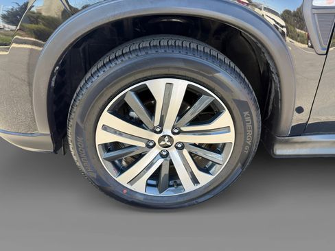 Used 2024 Mitsubishi Outlander Sport ES AWD/4WD image 9