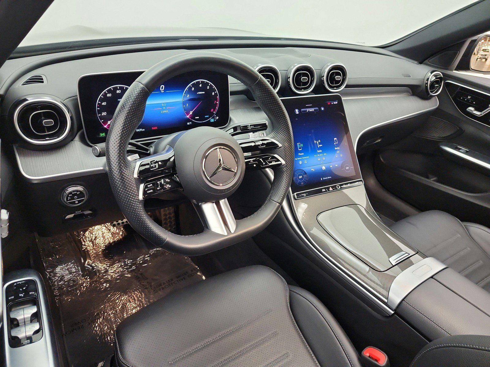 Used 2023 Mercedes-Benz C 300 Sedan image 13