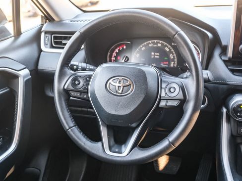 Used 2025 Toyota RAV4 XLE Premium FWD image 17
