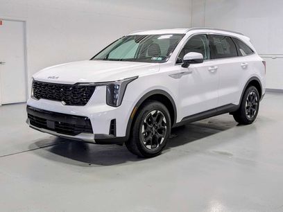 Used 2025 Kia Sorento S