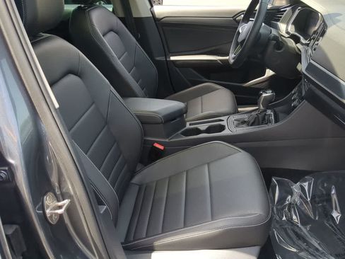 Used 2022 Volkswagen Jetta SE FWD image 23