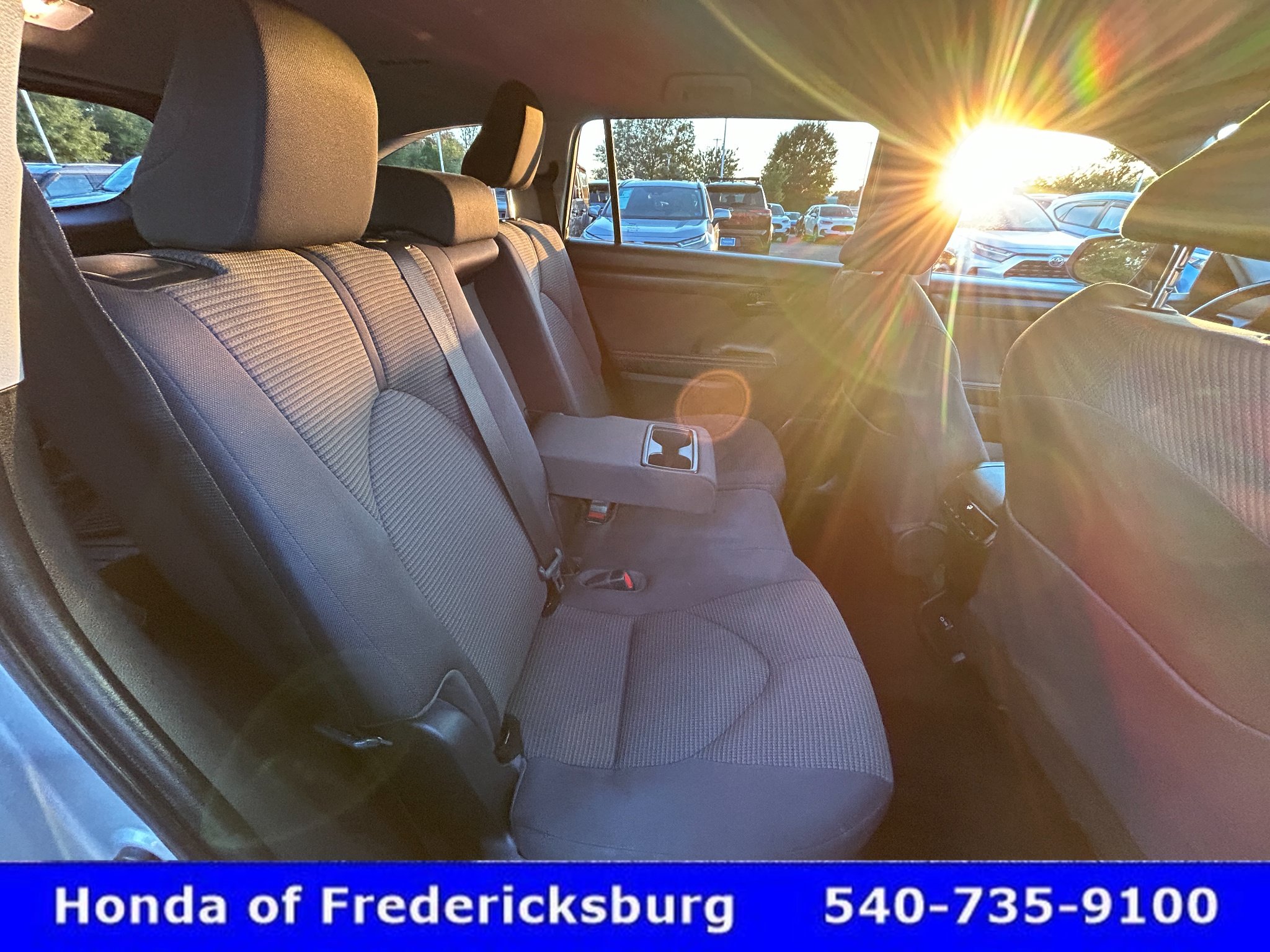 Used 2023 Toyota Highlander LE FWD image 30