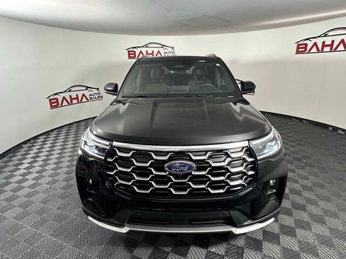 Used 2026 Ford Explorer Platinum w/ LUX Leather Package AWD/4WD image 13