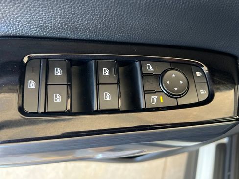 Certified 2023 Nissan Pathfinder SL w/ SL Premium Package AWD/4WD image 48