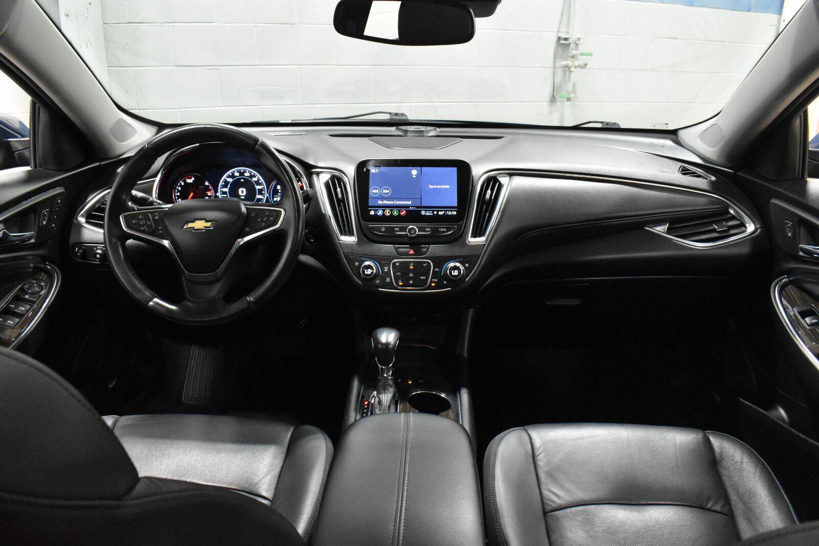 Used 2022 Chevrolet Malibu Premier FWD image 6