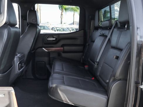 Used 2021 Chevrolet Silverado 1500 High Country w/ Technology Package image 39