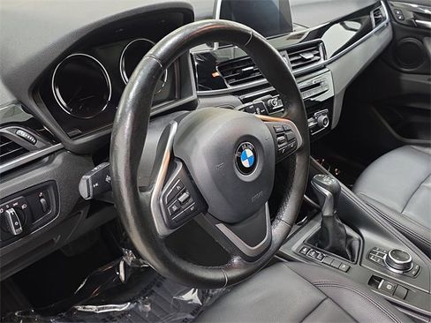 Used 2018 BMW X1 xDrive28i image 16