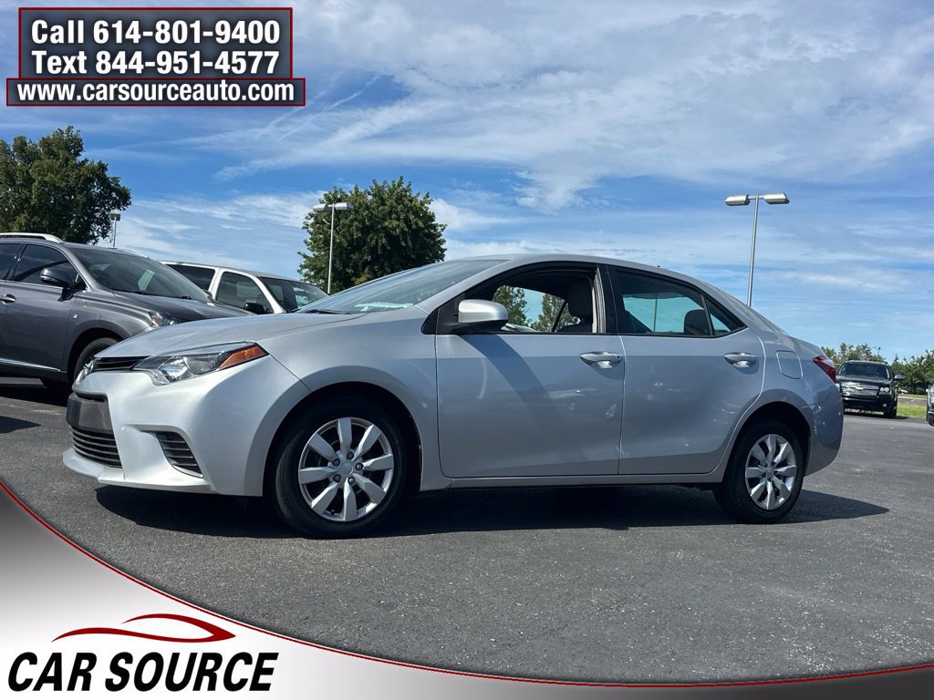Used 2016 Toyota Corolla LE FWD image 3