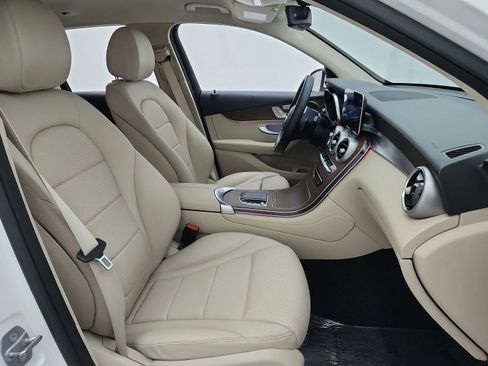 Certified 2021 Mercedes-Benz GLC 300 image 26