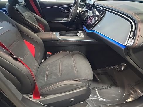 New 2026 Mercedes-Benz E 53 AMG e 4MATIC Sedan image 31