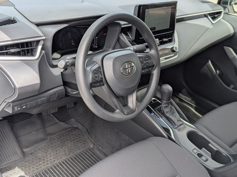 Used 2026 Toyota Corolla LE FWD image 14