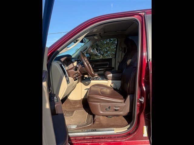 Used 2016 RAM 1500 Laramie Longhorn w/ Convenience Group AWD/4WD image 3