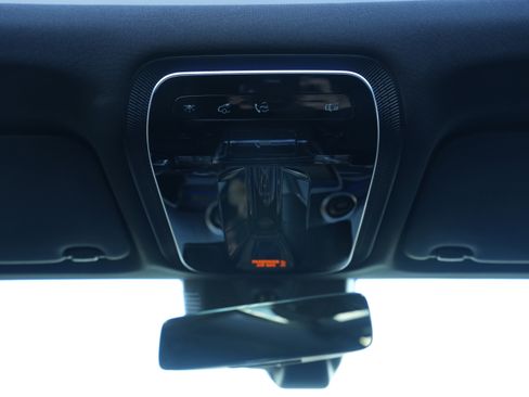 Certified 2025 Mercedes-Benz GLC 43 AMG 4MATIC image 35