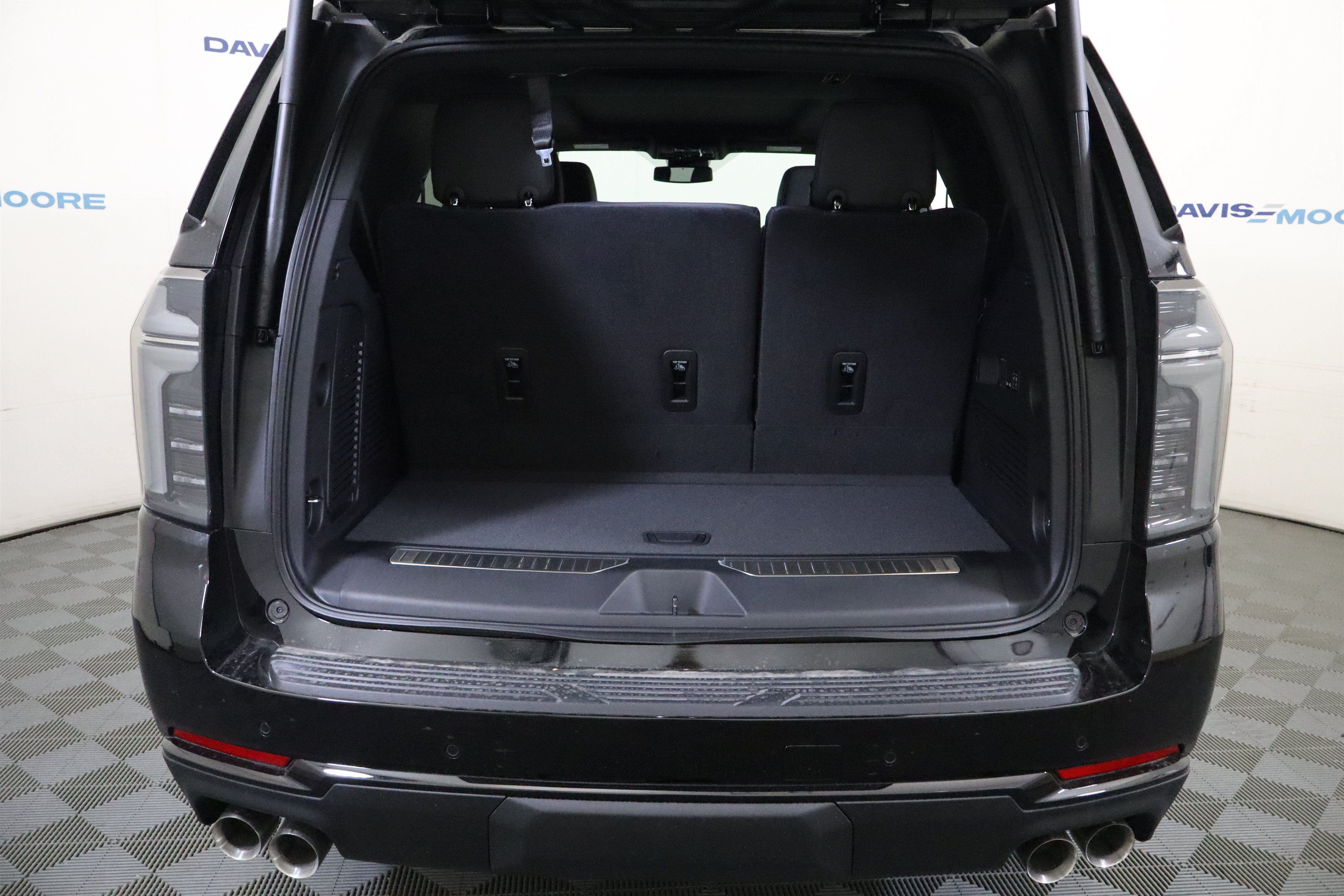 New 2026 Chevrolet Tahoe RST w/ Comfort Package AWD/4WD image 9