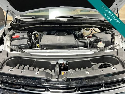 Used 2023 Chevrolet Suburban High Country AWD/4WD image 10