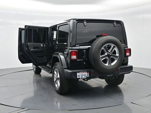 Used 2020 Jeep Wrangler Unlimited Sahara image 44