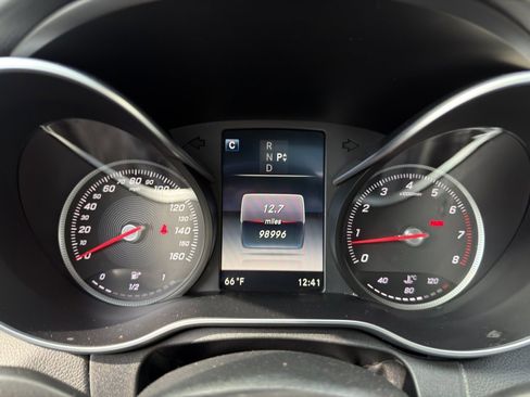 Used 2016 Mercedes-Benz C 300 Sedan w/ Multimedia Package image 23