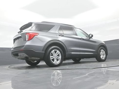 Certified 2023 Ford Explorer XLT w/ Equipment Group 202A AWD/4WD image 24