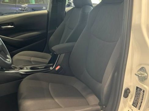 Used 2021 Toyota Corolla LE w/ LE Convenience Package FWD image 7