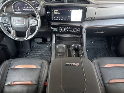 Used 2024 GMC Sierra 2500 AT4 w/ AT4 Premium Plus Package AWD/4WD image 14