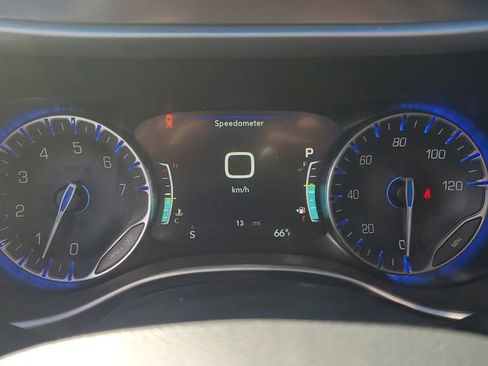 New 2026 Chrysler Pacifica Select image 32