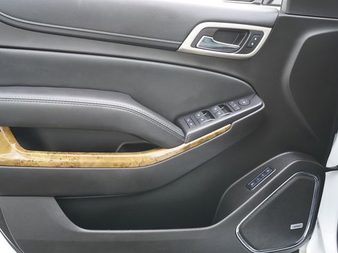 Used 2017 GMC Yukon Denali w/ Open Road Package image 29