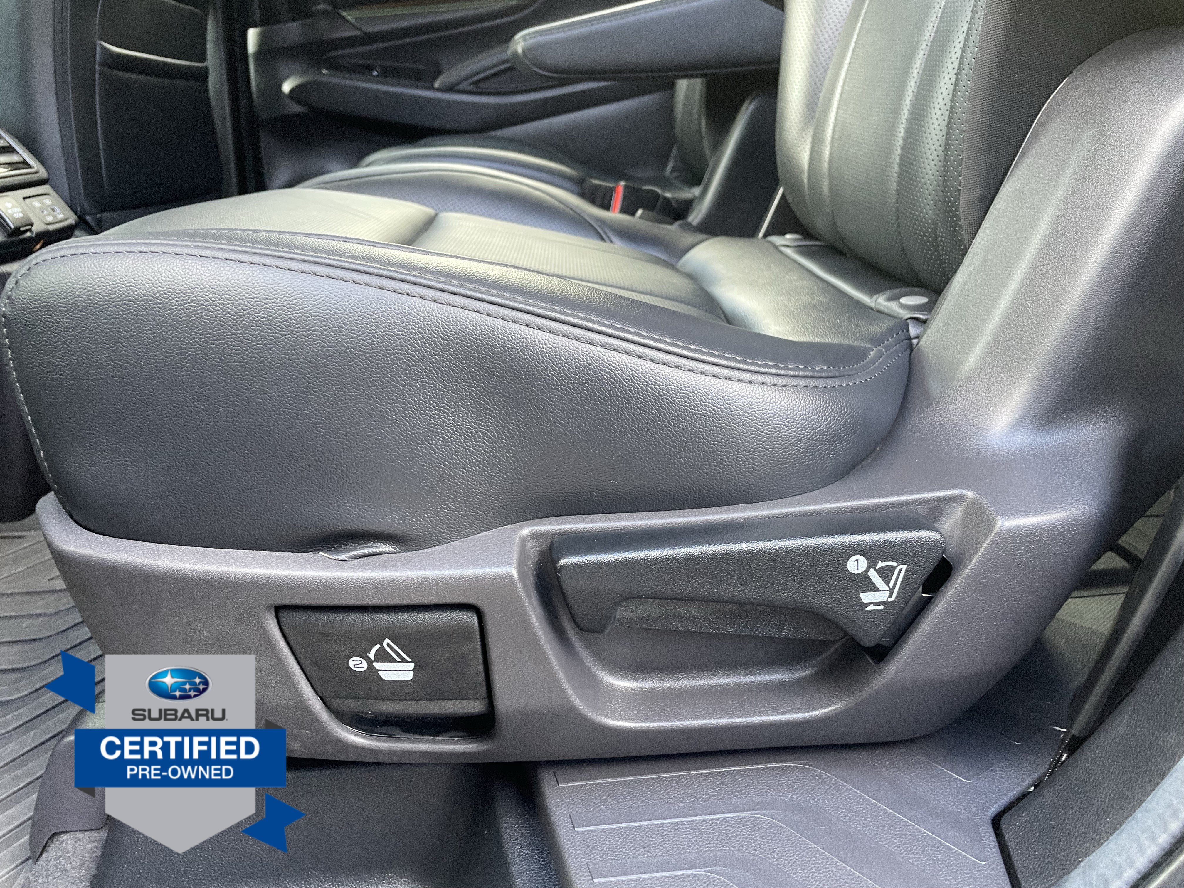 Used 2025 Subaru Ascent Bronze Edition AWD/4WD image 19