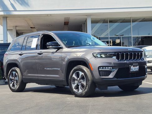 Used 2023 Jeep Grand Cherokee 4WD 4xe image 37