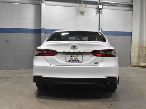 Used 2021 Toyota Camry LE AWD/4WD image 24