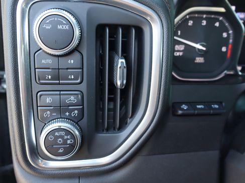 Used 2020 GMC Sierra 1500 AT4 w/ AT4 Premium Package AWD/4WD image 23