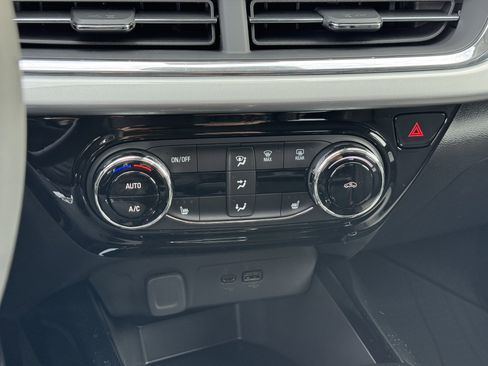 New 2026 Chevrolet Trax LT w/ Driver Confidence Package image 22