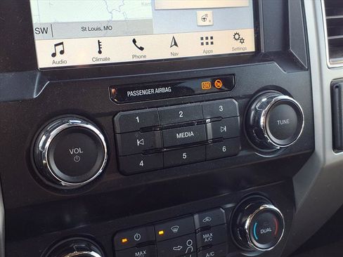 Used 2019 Ford F250 Lariat w/ Lariat Ultimate Package image 12