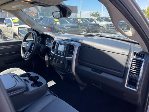 Used 2023 RAM 1500 Classic SLT AWD/4WD image 17