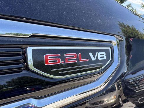 Used 2026 GMC Sierra 1500 SLT w/ SLT Premium Plus Package AWD/4WD image 10